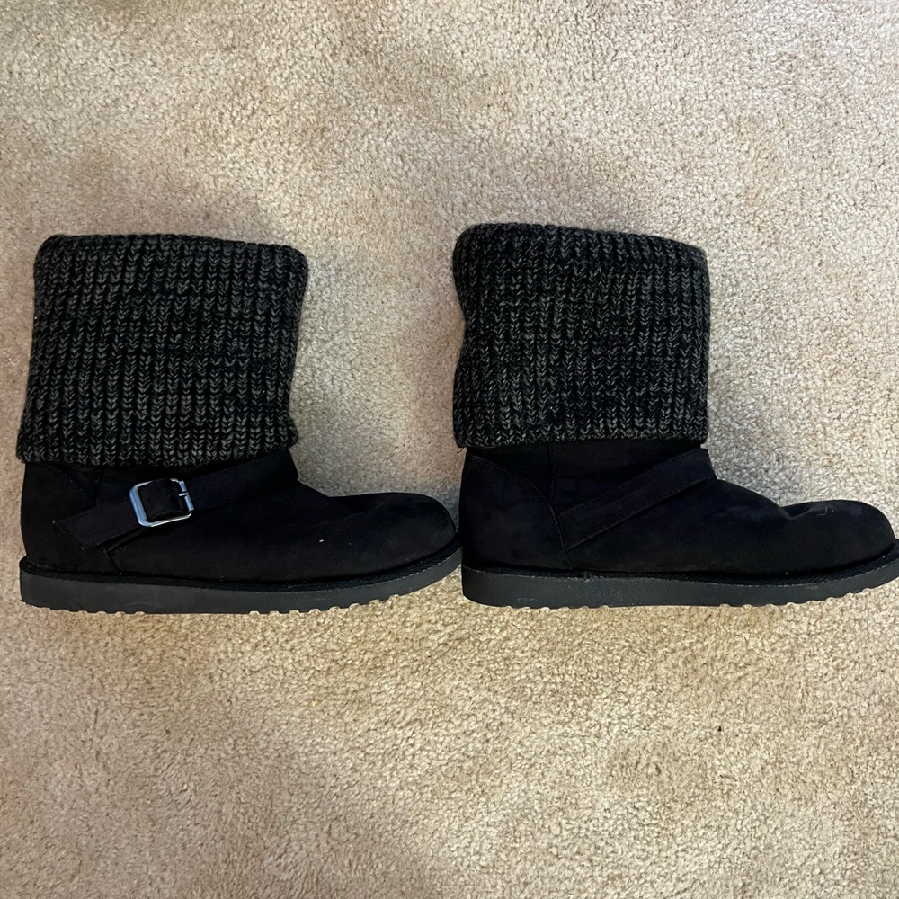 Mossimo women’s boots size 7
